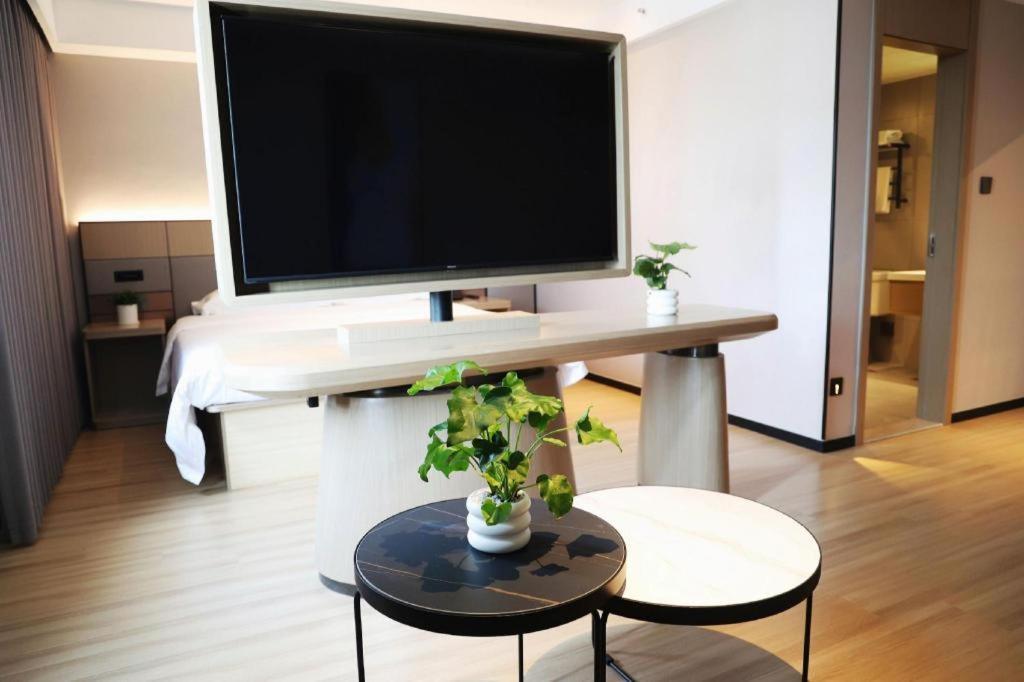 Greentree Inn Suzhou Industrial Zone Yangcheng Lake Weiting Mong Kok Express Hotel Exterior photo