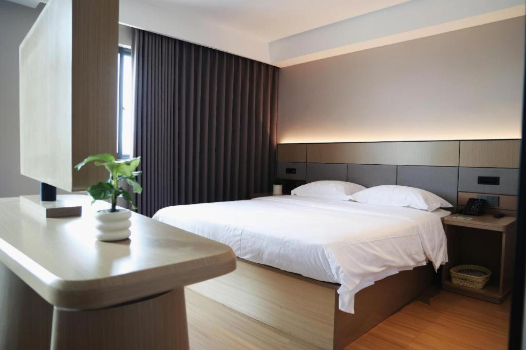 Greentree Inn Suzhou Industrial Zone Yangcheng Lake Weiting Mong Kok Express Hotel Exterior photo