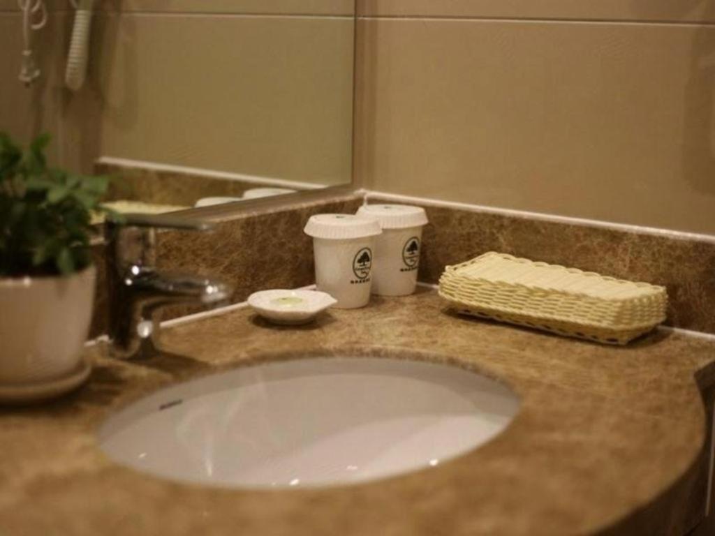 Greentree Inn Suzhou Industrial Zone Yangcheng Lake Weiting Mong Kok Express Hotel Exterior photo
