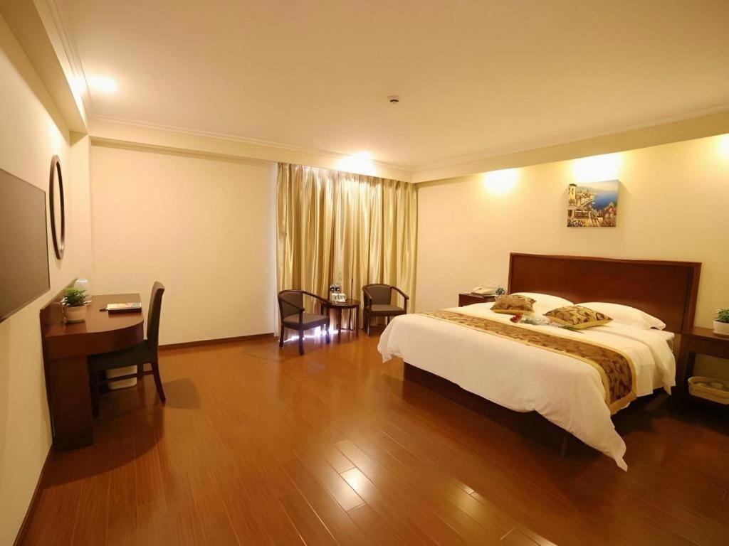 Greentree Inn Suzhou Industrial Zone Yangcheng Lake Weiting Mong Kok Express Hotel Exterior photo