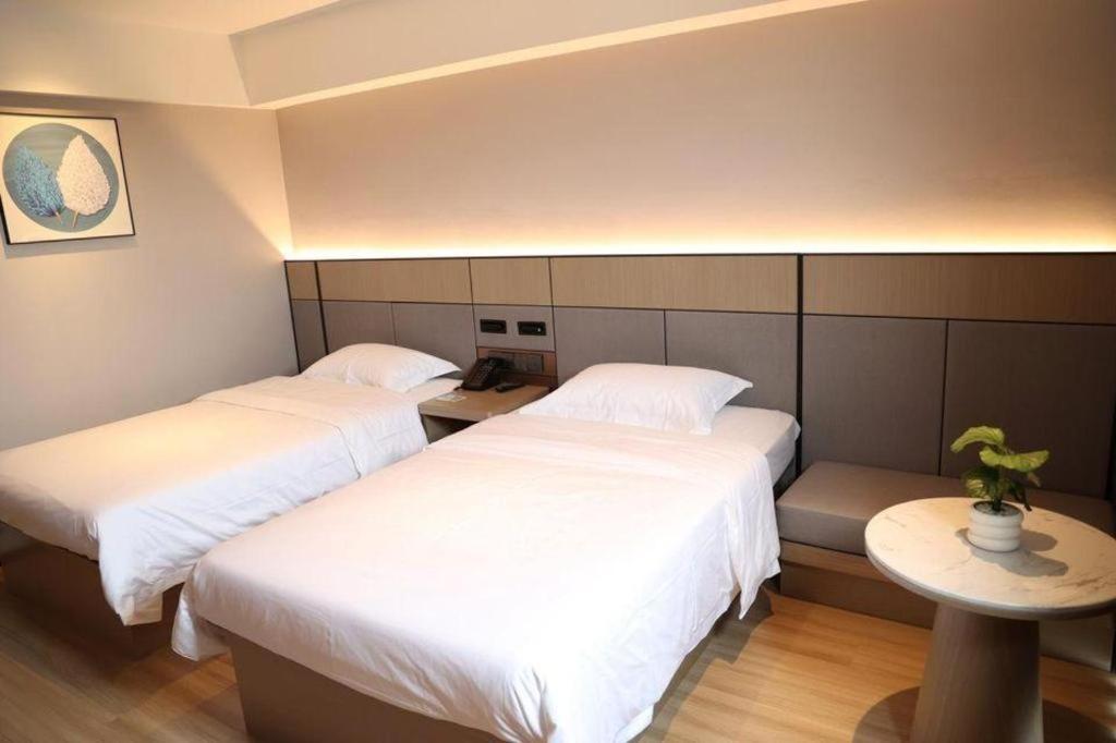 Greentree Inn Suzhou Industrial Zone Yangcheng Lake Weiting Mong Kok Express Hotel Exterior photo